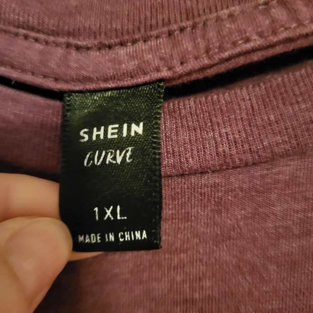 Heart T-shirt - Picture 2 of 3